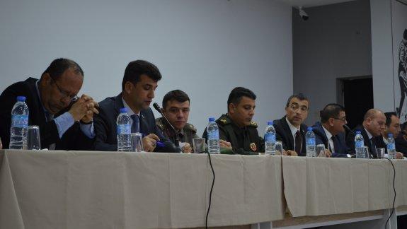 Milas Kaymakamı Sayın Eren ARSLAN başkanlığında Kurum Müdürleri ve Muhtarlar ile toplantı yapıldı. 