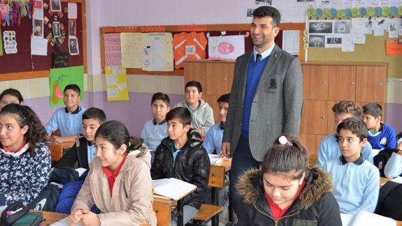 İlçe Milli Eğitim Müdürümüz Sayın İsa Bal, okul ziyaretleri kapsamında Pınar İlk/Ortaokulunu ziyaret etti.
