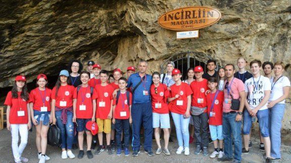 Festival kapsamında Konuk öğrenciler ile Gökçeler Incirliin Mağarası ziyaret edildi.