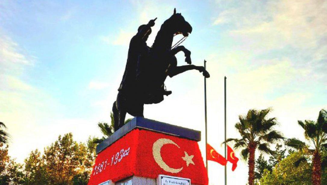 Cumhuriyetimizin kurucusu Gazi Mustafa Kemal Atatürk, ebediyete irtihalinin 83. Yıldönümünde minnet, özlem ve saygıyla anıldı.