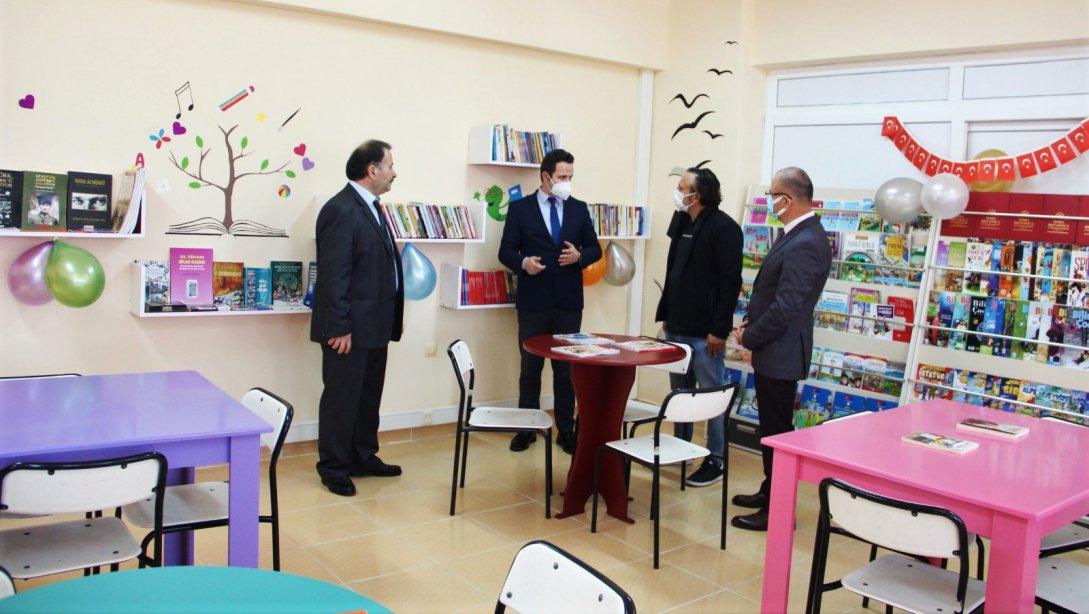 Okul Kütüphaneleri Düzenlenen Törenle Açıldı.