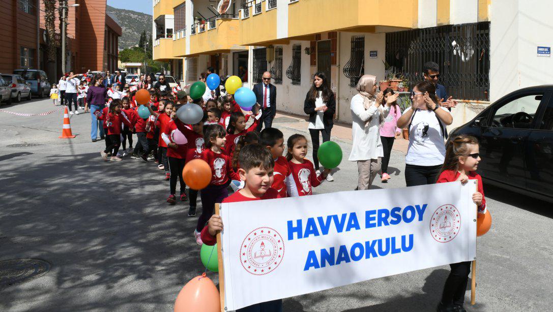 Havva Ersoy Anaokulu Öğrencilerinden 23 Nisan Ulusal Egemenlik ve Çocuk Bayramı Yürüyüşü