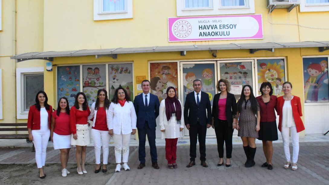 İlçe Milli Eğitim Müdürümüz Sayın Akın AYDIN Dr. Mete Ersoy Anadolu Lisesi ve Havva Ersoy Anaokulunu ziyaret etti.
