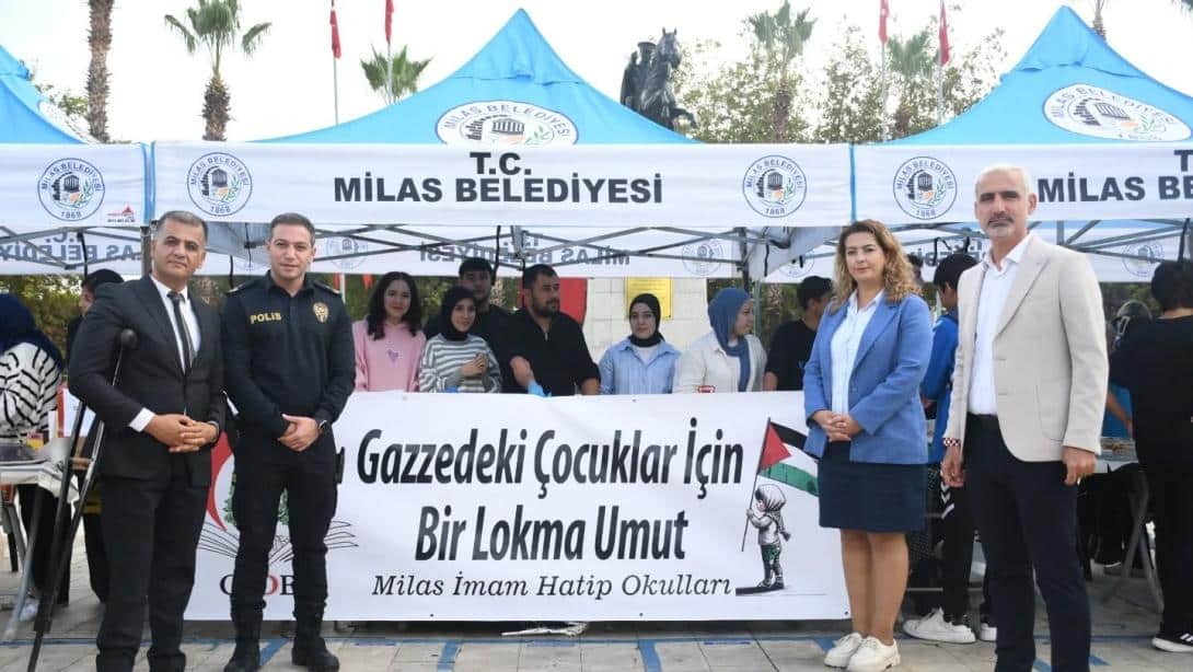 İYİLİK KERMESİ DÜZENLENDİ.